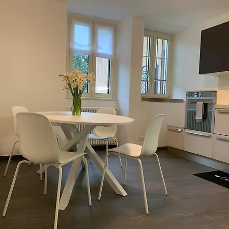 Spazio Perlasca 1 - تْشيرنوبيو